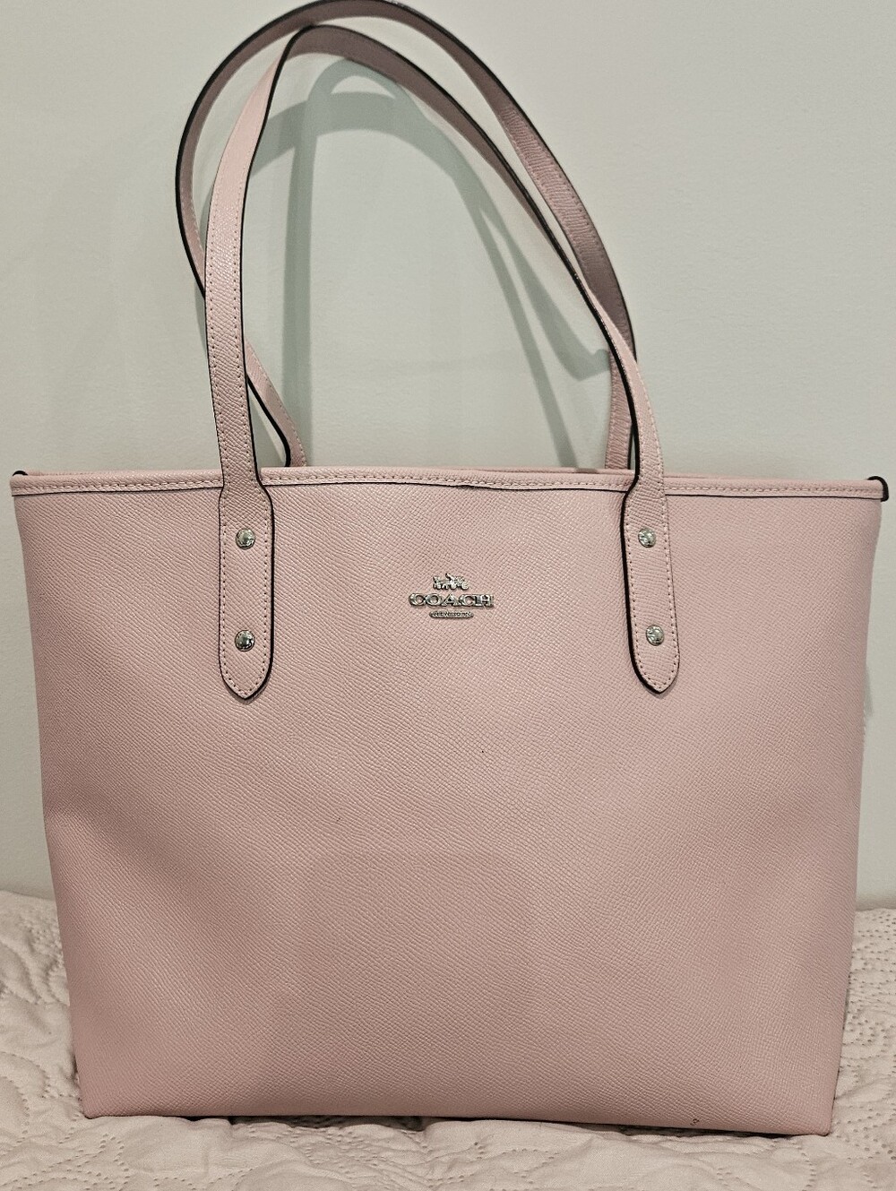 Coach City Zip Tote in Pink Crossgrain Leather